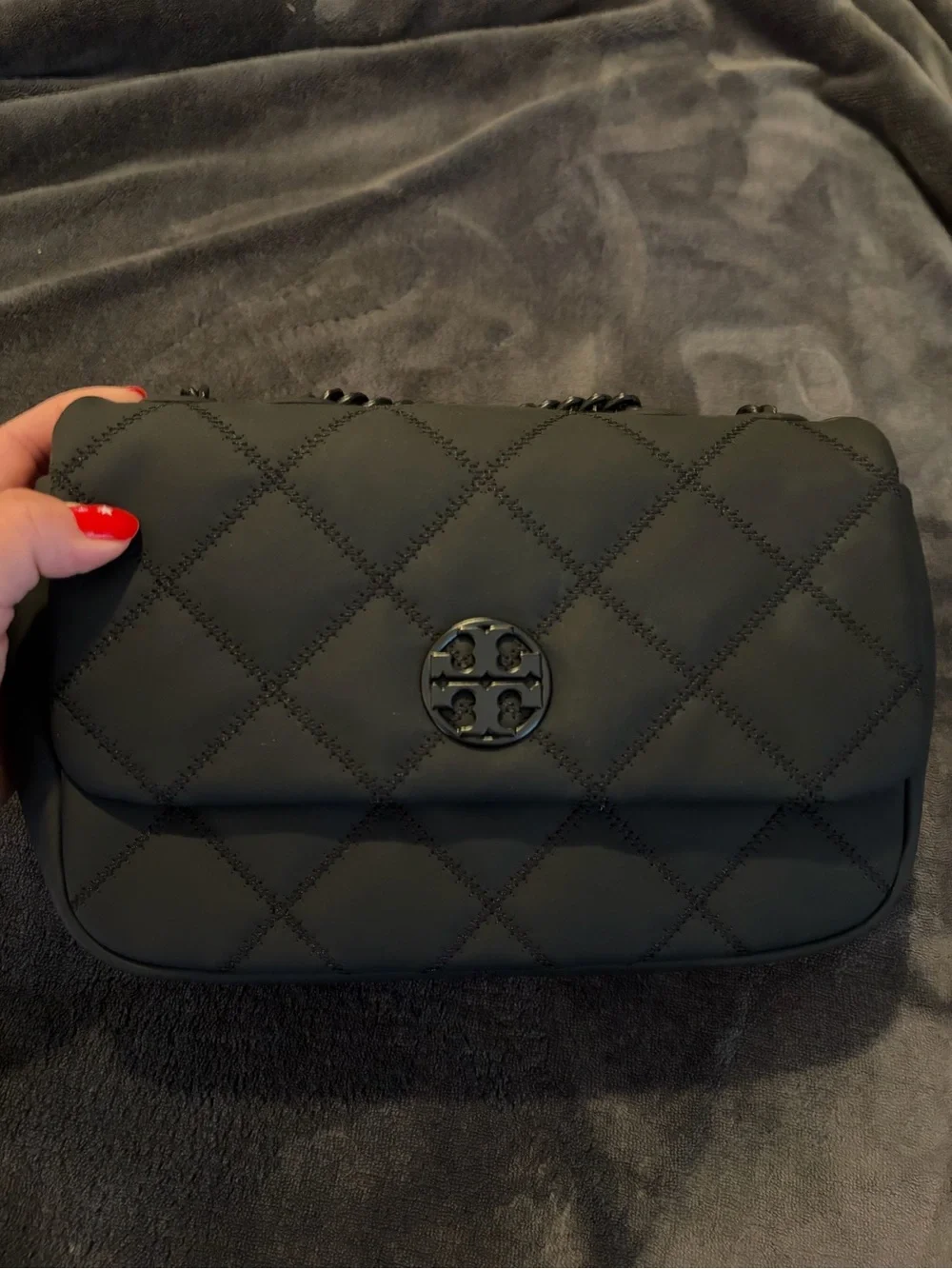 Quilted Black Chain Shoulder Bag - Women's Handbag